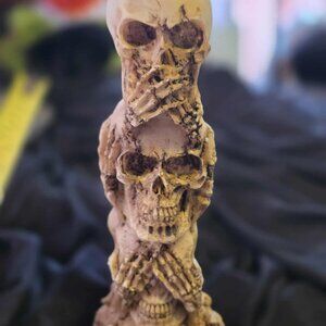 Stacked Skulls Totem Pole - Gothic Resin Statue